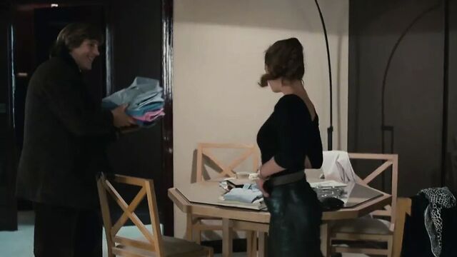 Sandrine Bonnaire nude - Police (1985)