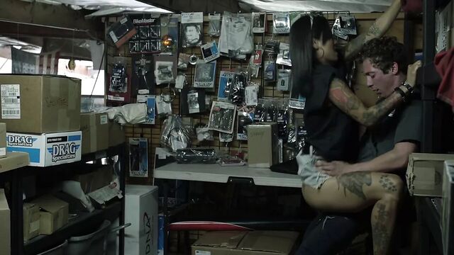 Levy Tran - 'Shameless' s08e04