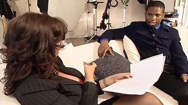 Sarah Beattie (Forty & Naughty)