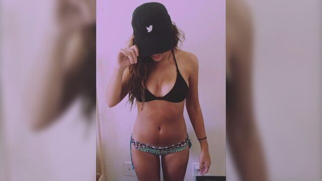 Andrea Russett Jerk Off Challenge 1