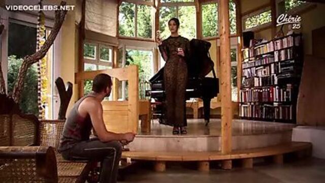 Linda Hardy – hottest French milf of all time