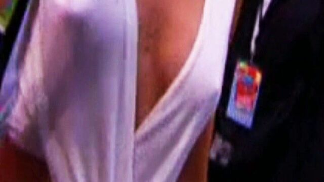 Kylie Minogue - See-Thru Nipples - MTV Awards 2002