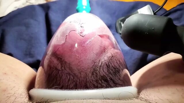 Beautiful Big pussy pump