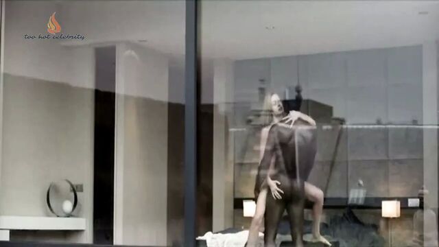 Stefania Rocca - The Invader 2011