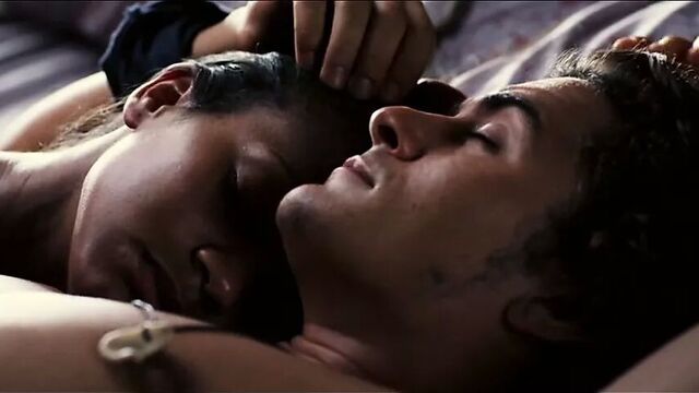 Zoe Saldana - Haven 02