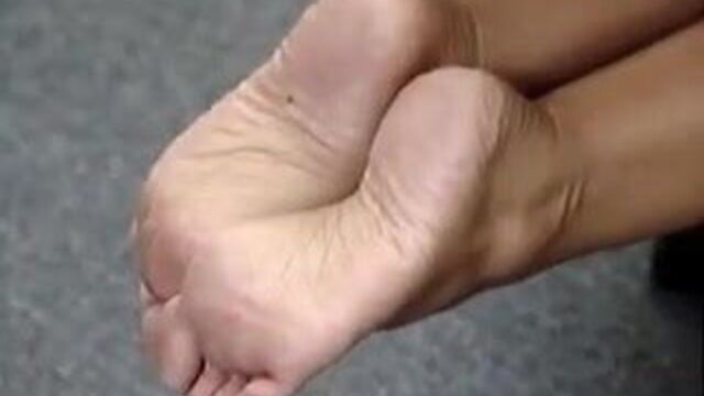 Claudia's Foot Show 2