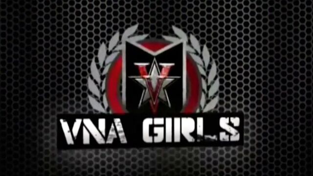 Texas Cougar Deauxma Scissor Fucks GF & Dolly Fox In 3Some!