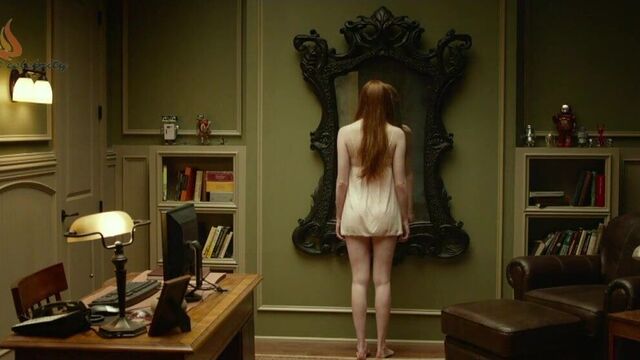 Karen Gillan - Oculus 2013