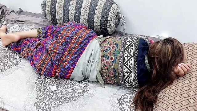 Pakistani Stepmom Best Closeup Anal Sex With Moaning