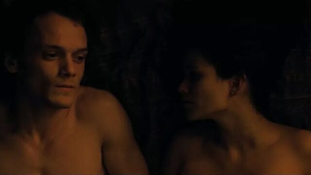 Porto (2018) - Lucie Lucas Sex Scene