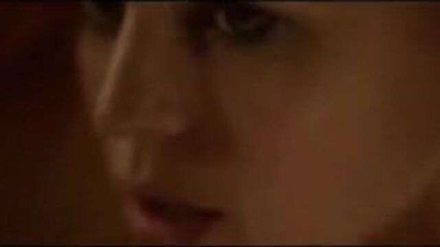 Elena Anaya Allison McKenzie in Swung