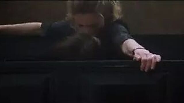 Diane Lane in Unfaithful - 4