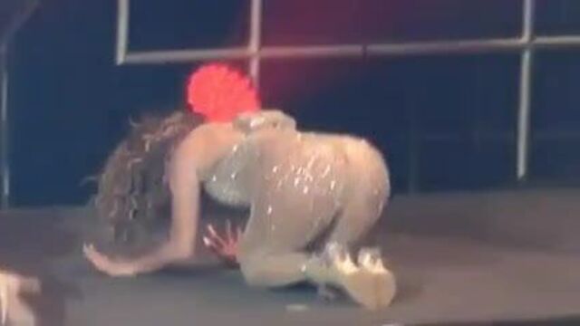 Jennifer lopez sex bomb