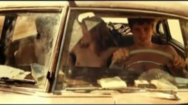 Kristen Stewart - On the Road 01