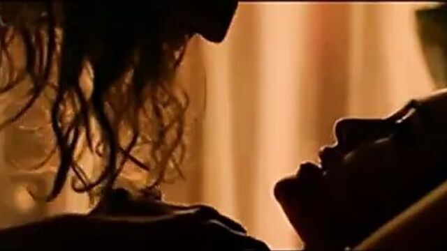 Manuela Arcuri - Giovanna la pazza