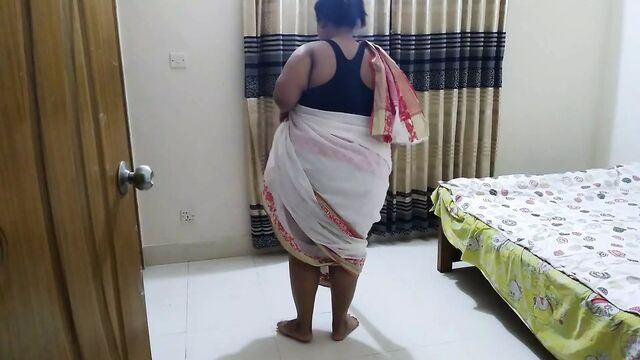 Indonesian sexy maid fucked by boss