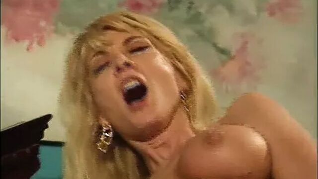 Nina Hartley in her prime