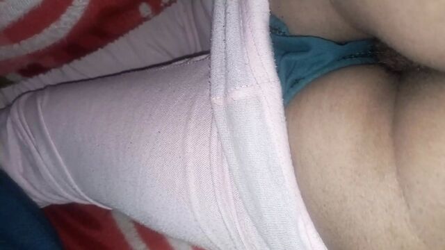 Bhabhi ko chupke se le liya devar ne hot Indian sex bhabhi deai sexy video new porn video Indian girl