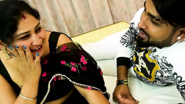 YOUNG BIG BOOBS BHABI FUCKED IN OYO WITH HER DEBORJI