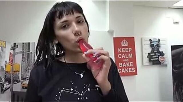 She was an anal virgin... UNTIL NOW!