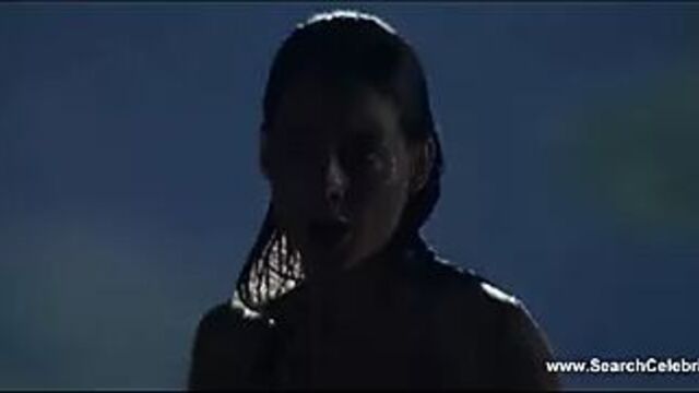 Jodie Foster nude - Nell (1994)