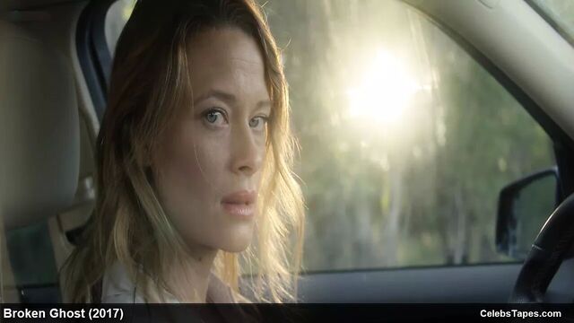 Celeb actress Scottie Thompson frontal nude & hot sex video