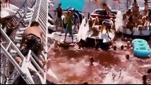 Celeb Kelly Brook nude and wet in Piranha 3D