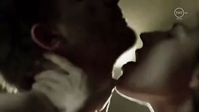 Antje Traue - Weinberg