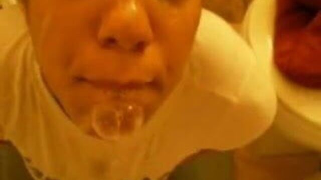 Little Red Gives Amazing Head