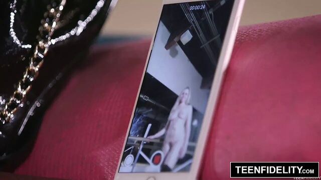 TEENFIDELITY – Mia Malkova Blackmails The Banker with Her Ass