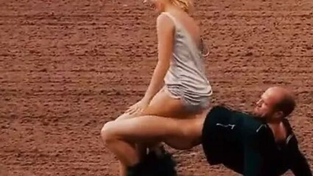 Amy Smart nude and sexy compilation