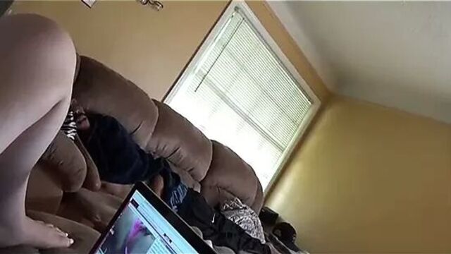 Busty tattooed big booty Krystina Gribbes fucks boyfriend