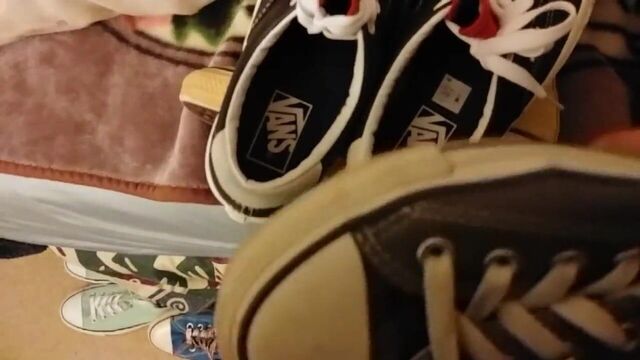 Huge cum load on lady's vans sneakers