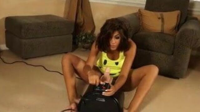 Isis Taylor on the Sybian