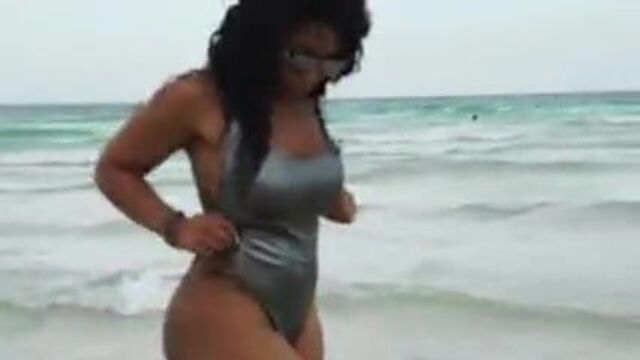 Becca Banks Seks Magazine